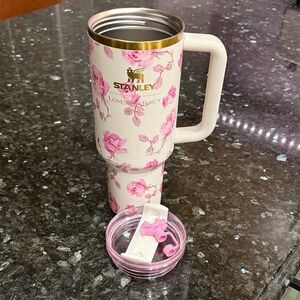 Stanley loveshackfancy 40oz tumbler